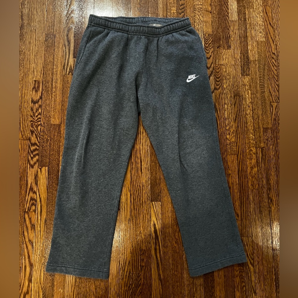 Men’s Nike open bottoms sweatpantss